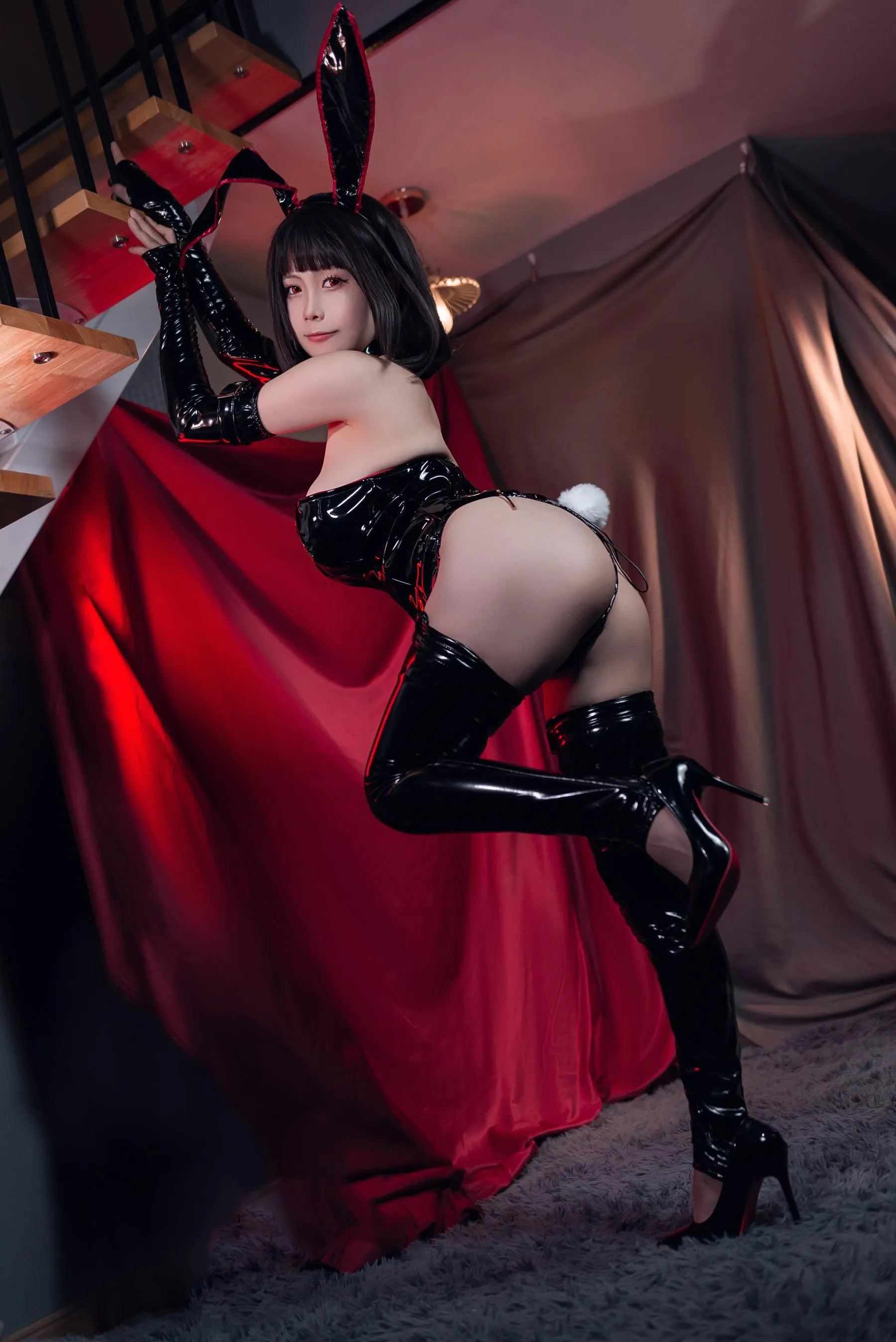 末夜787 – NO.17 黑色漆皮兔女郎 [30P]插图1